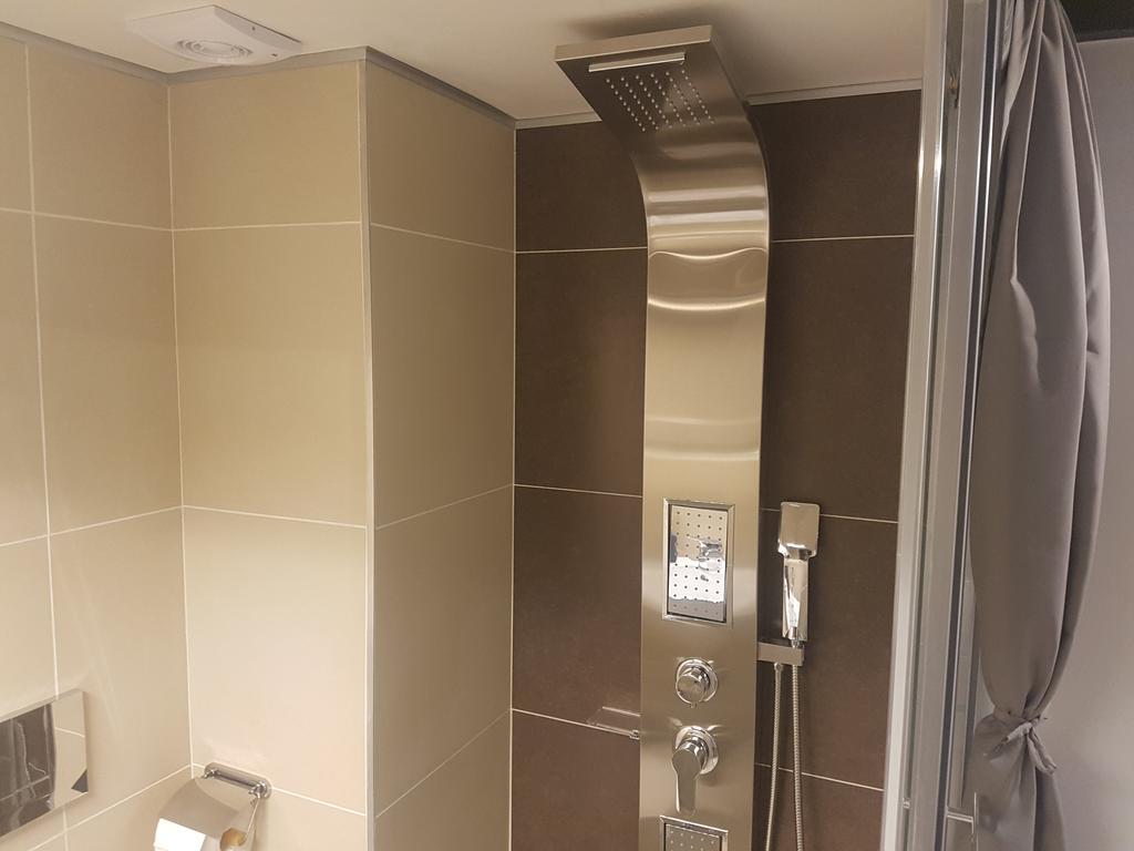 Heritage Danube Apartment Budapest Bagian luar foto